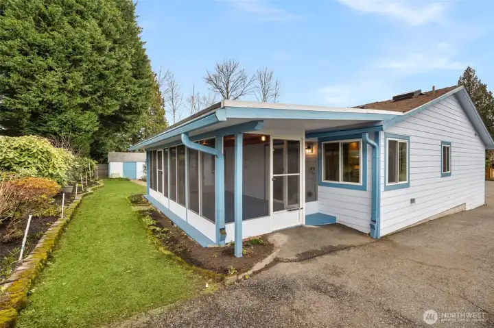 Great RV Parking with handicap access into home through back patio.