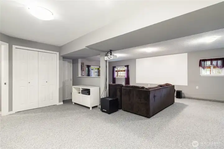 Bonus Room/theatre
