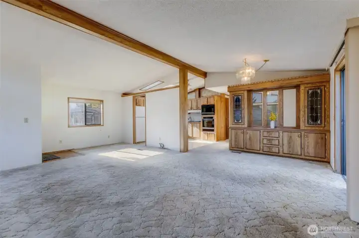 Large living/dining area