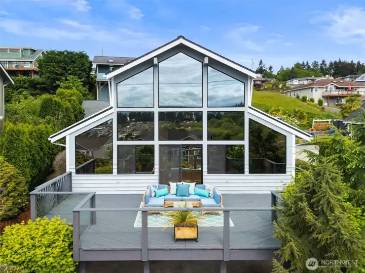 Thoughtfully designed, with a spacious open layout, this home lives like a large, welcoming embrace. Thoughtfully designed, with a spacious open layout, this home lives like a large, welcoming embrace.