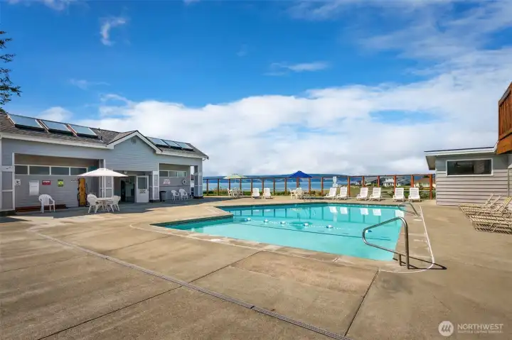 Driftwood Key is an eternally popular destination, with a boat launch, marina, playground, pool, clubhouse and community beach. Driftwood Key is an eternally popular destination, with a boat launch, marina, playground, pool, clubhouse and community beach.