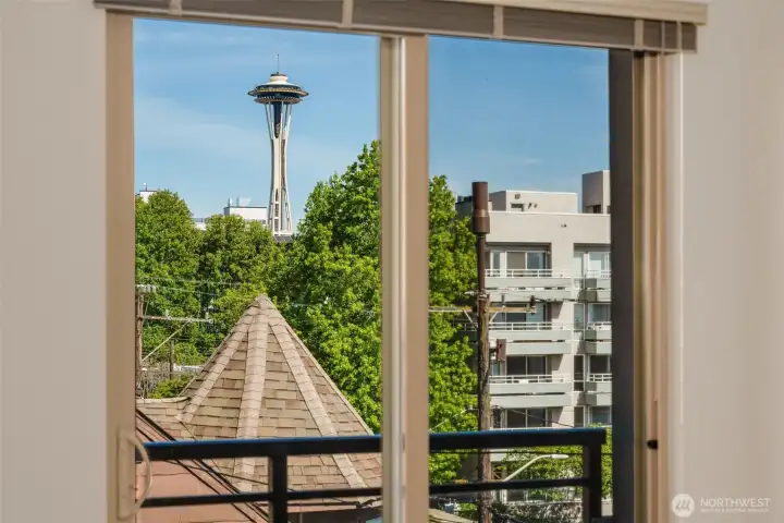 Space Needle views! Space Needle views!