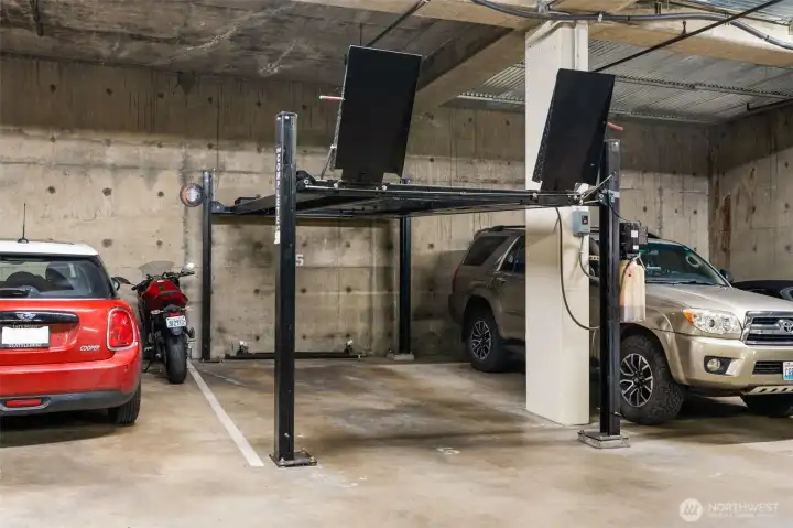 Parking space #5 includes a rare lift! Parking space #5 includes a rare lift!