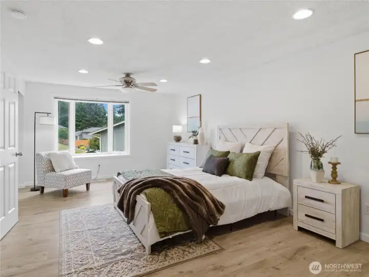 Room could easily be split into two for separation.