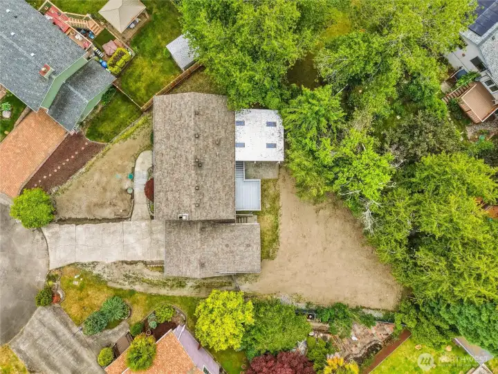 Large .23 acre cul de sac lot.
