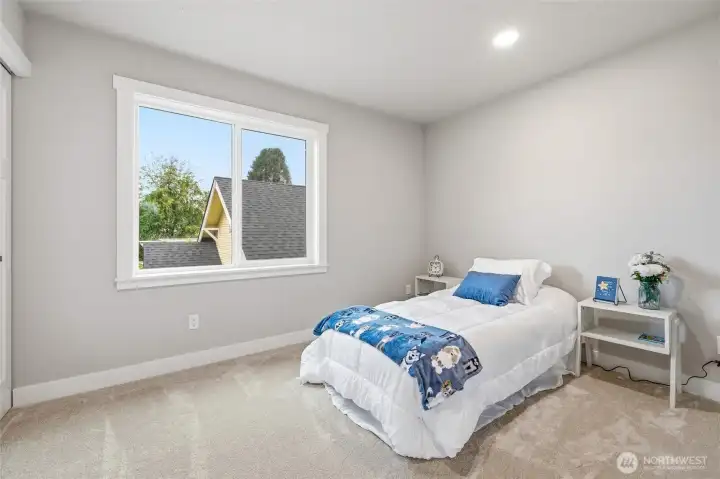 Great size 1st bedroom