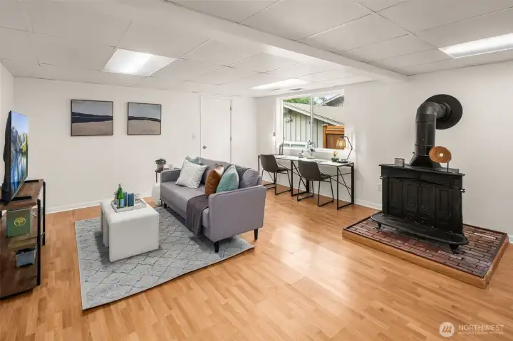 Flexible lower-level family room