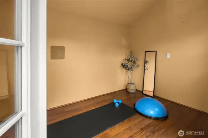 Private detached studio expands your living and work-from-home possibilities.