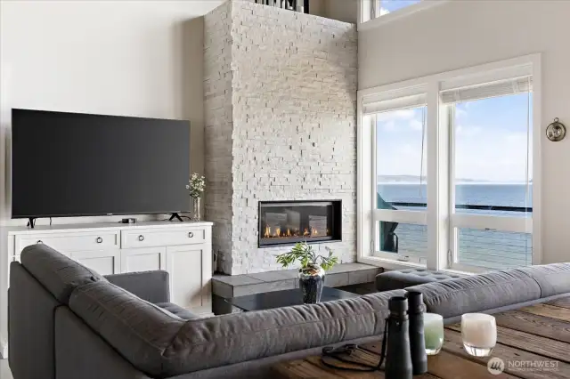 Where to look.. deep into the flames or at the stunning view surrounding you?! Contemporary Rich's propane insert with settings that include lighting with or without flame, and fan to heat room.