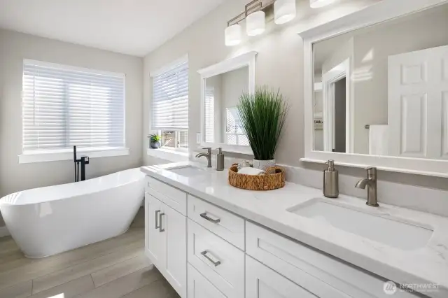 Luxurious 5Pc Bath