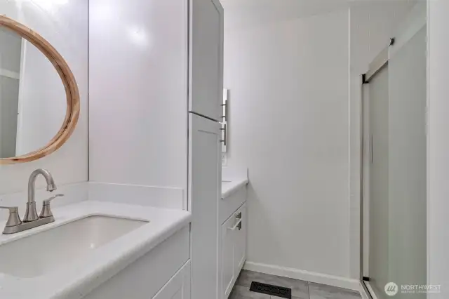 Main bathroom