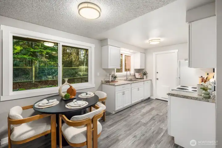 Eating area looking into the kitchen.