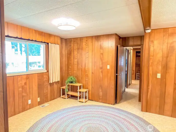 looking back toward main hallway.