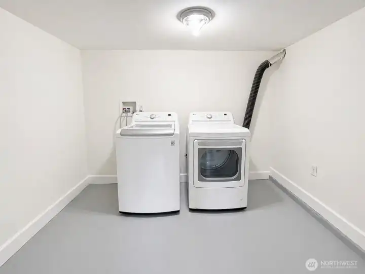 washer and dryer room