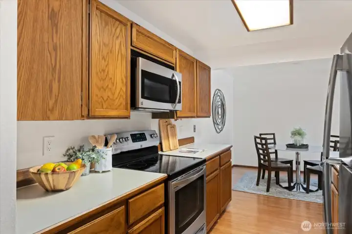 Plenty of storage and counter space in this kitchen!