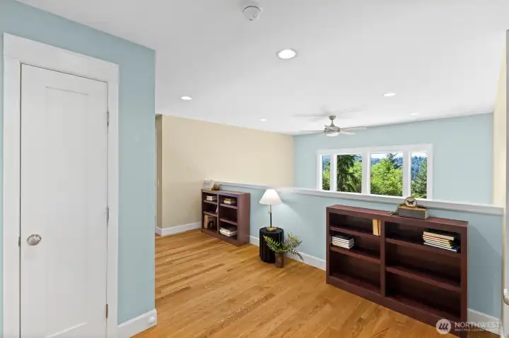 Hallway Upsatirs