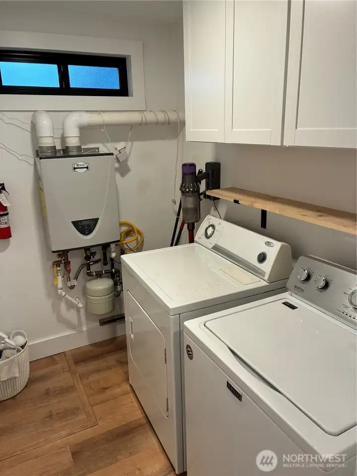 Tankless Hot Water Heater Tankless Hot Water Heater