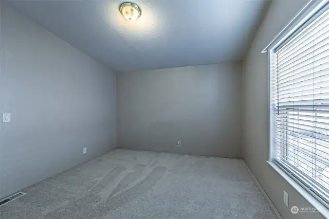 3rd bedroom has walk in closet as well.