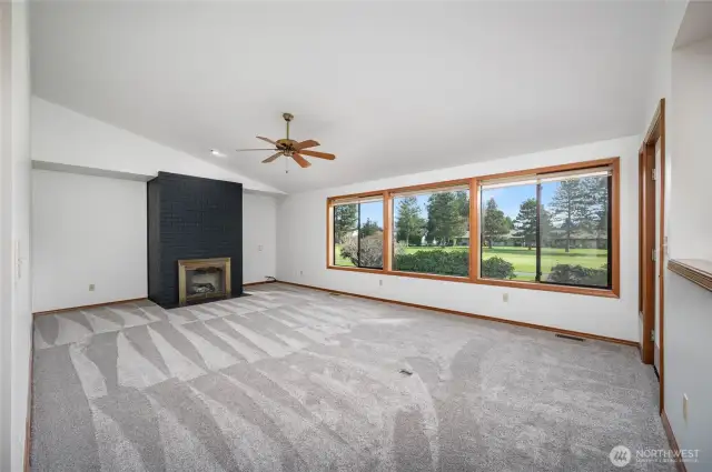 Living area with amazing views of hole 9