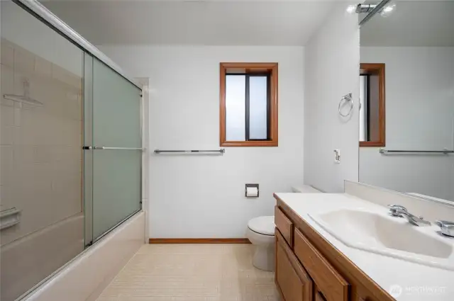 Full bath