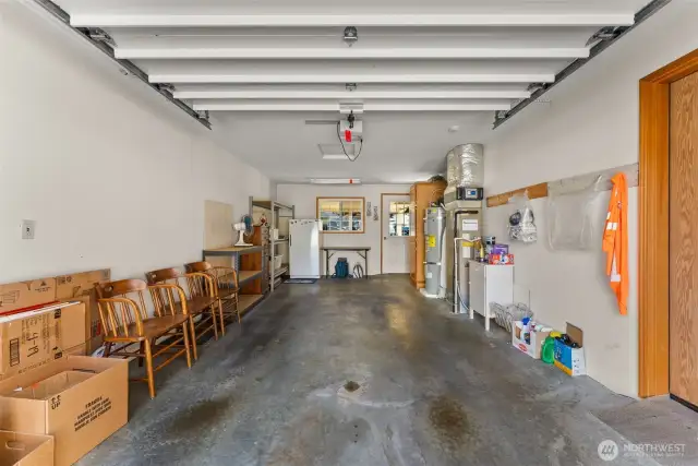 1-Car garage