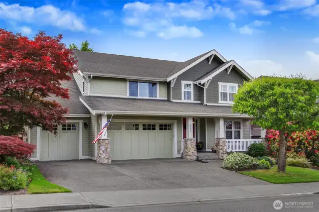 Large 3 car garage