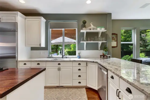Gorgeous kitchen.
