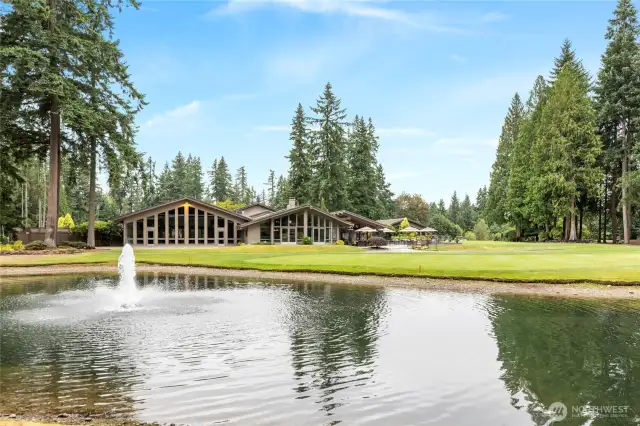 Mill Creek offers an aquatic center, private Tennis Club and Golf Course with Clubhouse and restaurant. Social membership is available to enjoy unlimited access to the Clubhouse for dining and social events.
