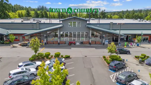 Mill Creek Town Center features more than 80 shops, restaurants and services including Town & Country Market, numerous fitness centers and a library. Just north of the Town Center is a Sports Park, skate park, Sprouts Farmer’s Market and Arena Sports & Entertainment Center, which offers indoor soccer, bowling, laser tag, inflatable fun zone, arcade games & restaurant/bar.
