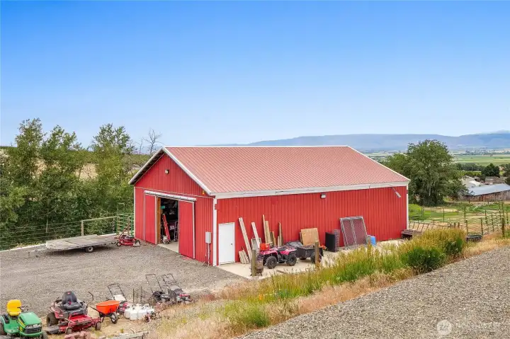 Shop perfect for storing all your treasures or working on your projects concrete floor with 240 power for air compressor or welder.