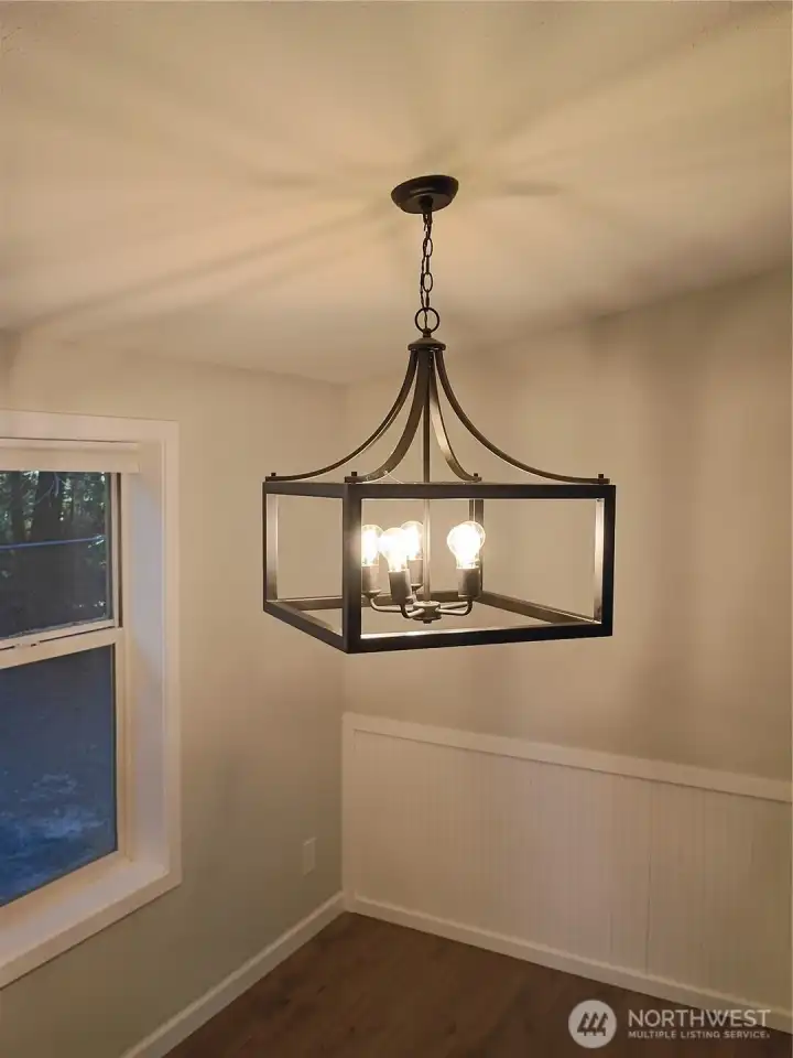 Dining lighting