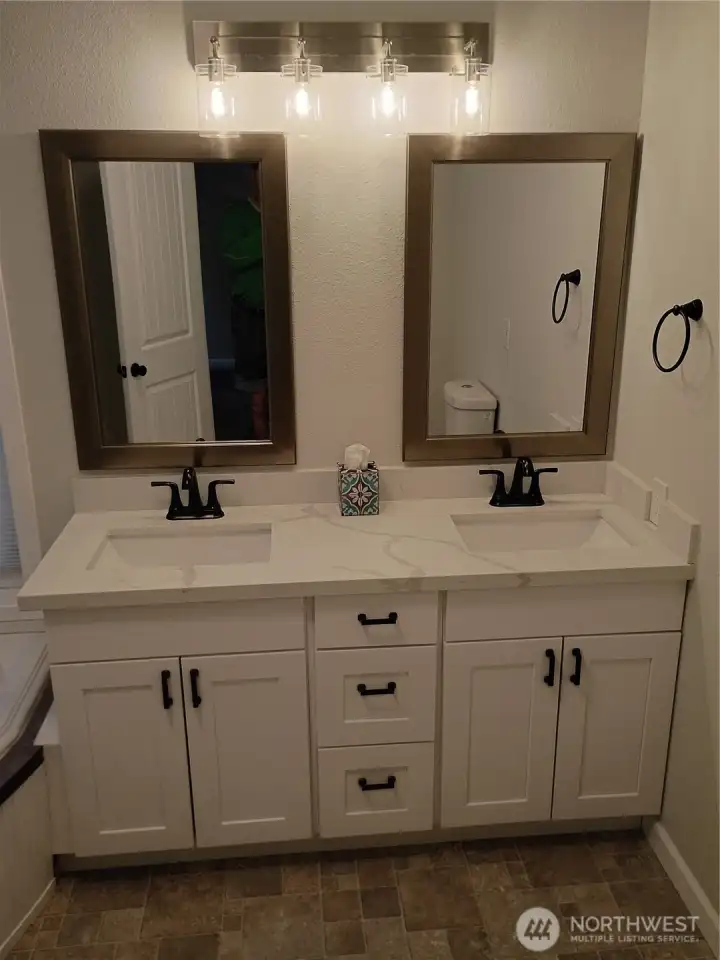 Dbl vanity