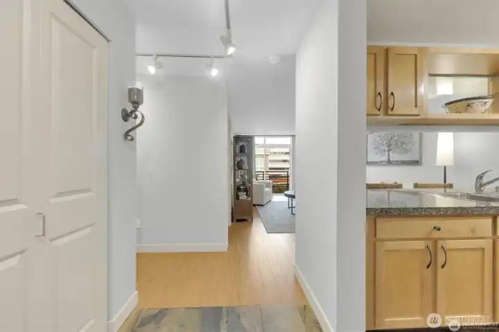 Spacious open concept condo that lives like a 2 bedroom.