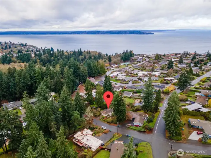 So close to water sport activities.