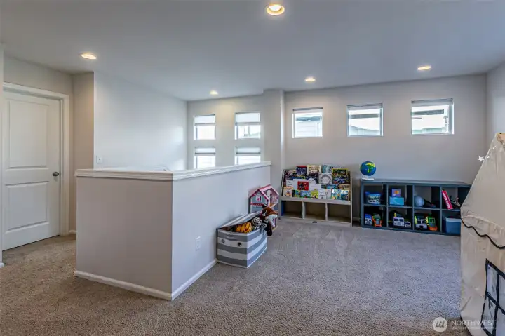 Lots of light via the many windows!