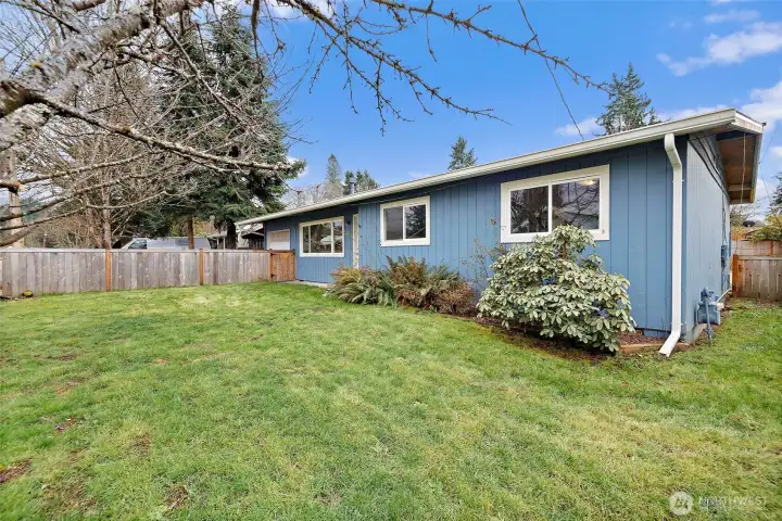 Fully fenced front yard.