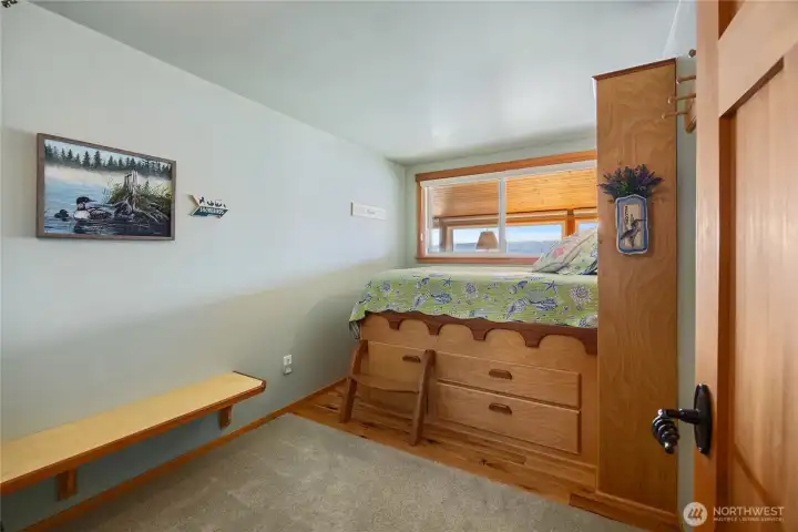 3rd bedroom