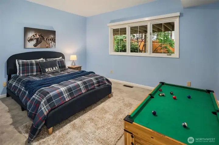 walk-in closets in all 4 bedrooms