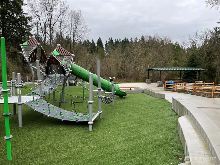 Nearby new City of Bellevue Park