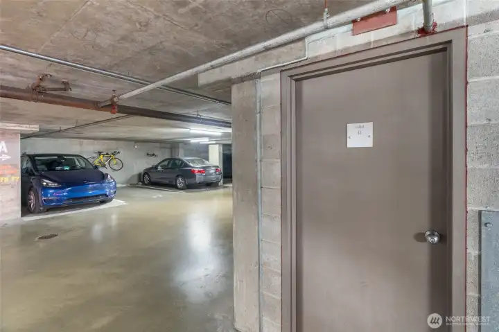 Rare, private storage room Rare, private storage room