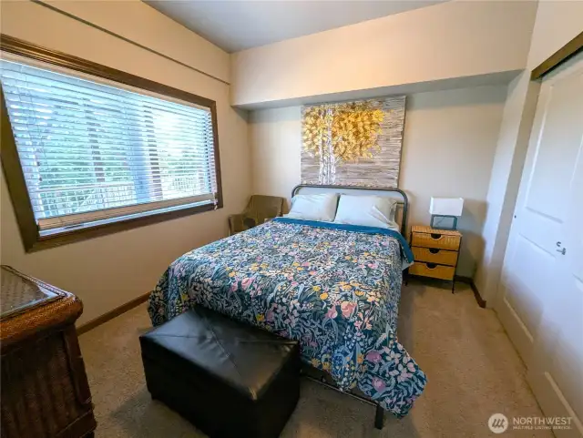 Large Bedroom