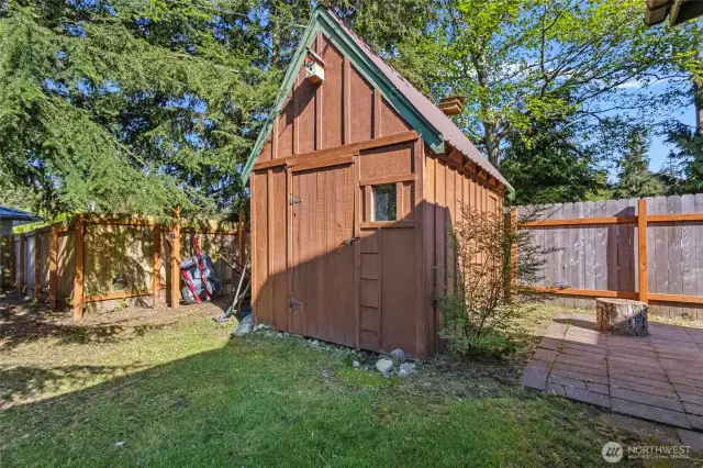 Tool shed