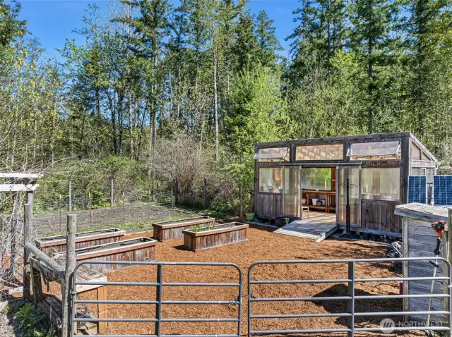Imagine your garden here!