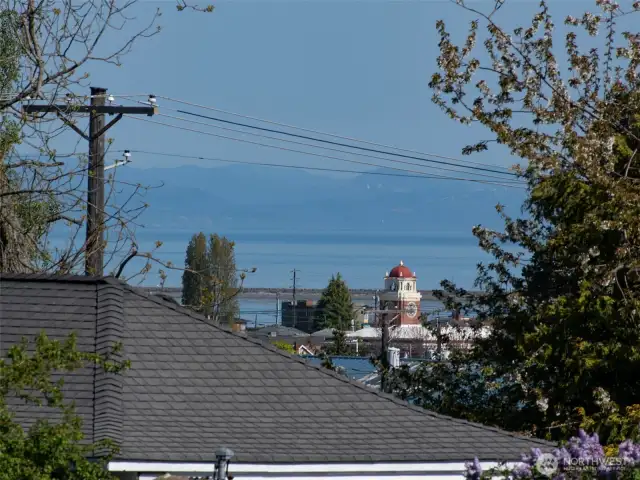 Classic 3 Bedroom, 2 Bath Home Close to Town