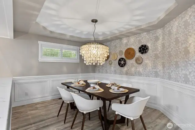 Formal dining