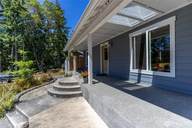 Front Patio Landing