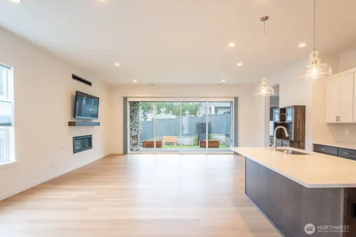 Open flowing floor plan