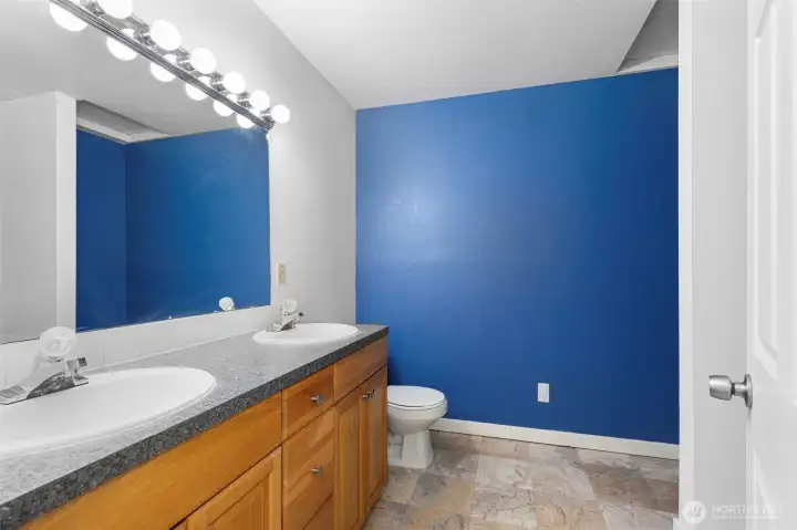 Primary bath with dual sinks and lots of storage