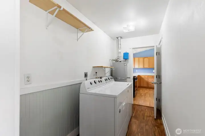 Laundry room in between the garage and house so easy to unpack groceries