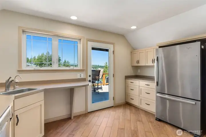 Very nicely done....no cutting corners in this ADU. Hardwood flooring, stylish cabinetry and LVP flooring for easy care. All appliances are included, and there is even a pantry!